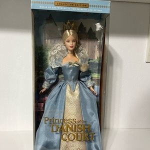 Dolls of The World Princess Collection Princess of The Danish Court 2003